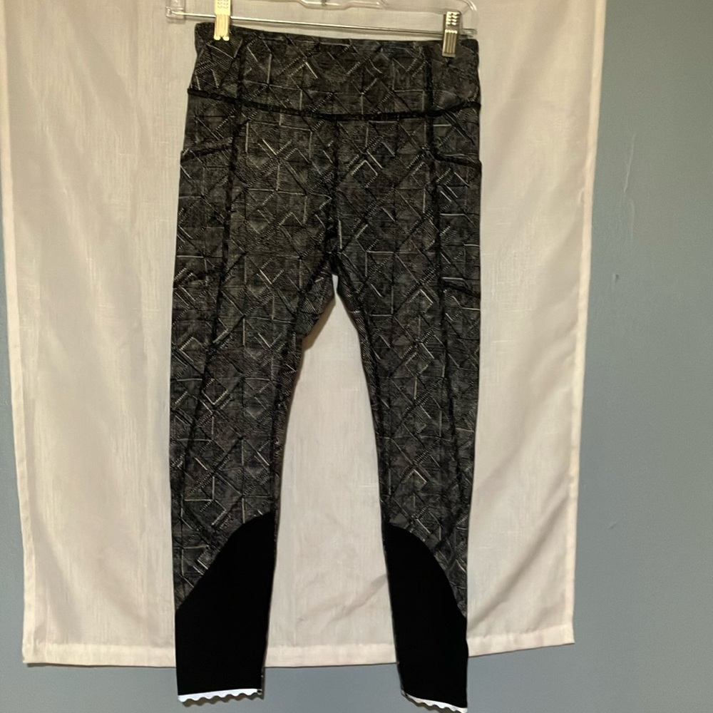 Geometric Patterned Black Kids Leggings